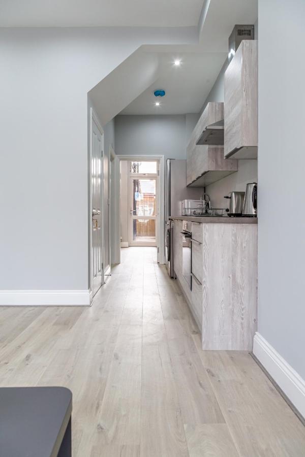 Stunning Property Fully Refurbished Birmingham Ngoại thất bức ảnh
